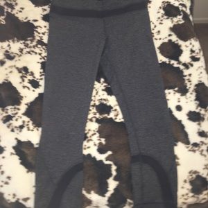 Lululemon: Inspire Crop II